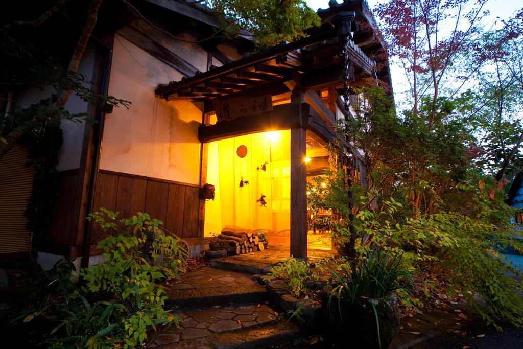 Yufuin Tagasode Hotell Exteriör bild
